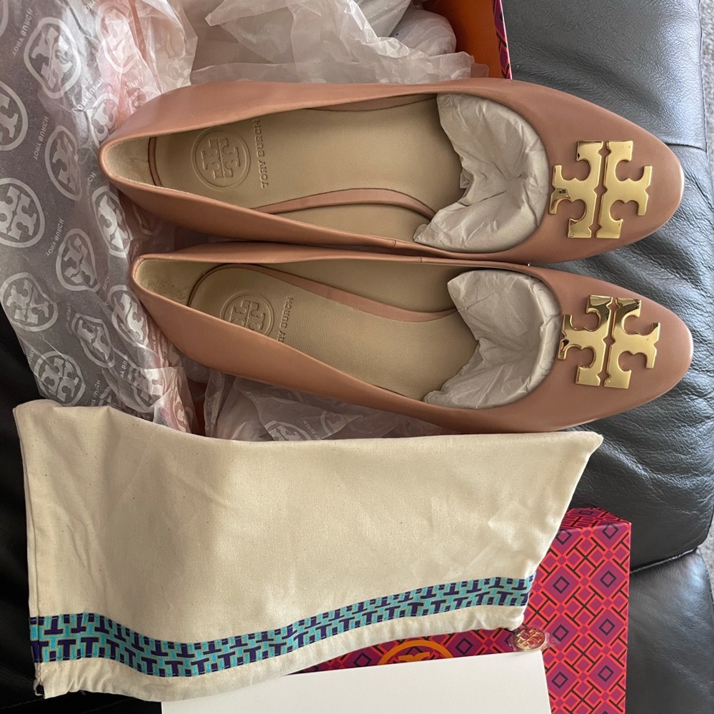 Tory Burch Pumps - New condition